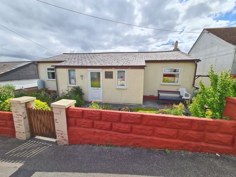 3 bed detached house for sale in Drakewalls, Gunnislake PL18 Zoopla