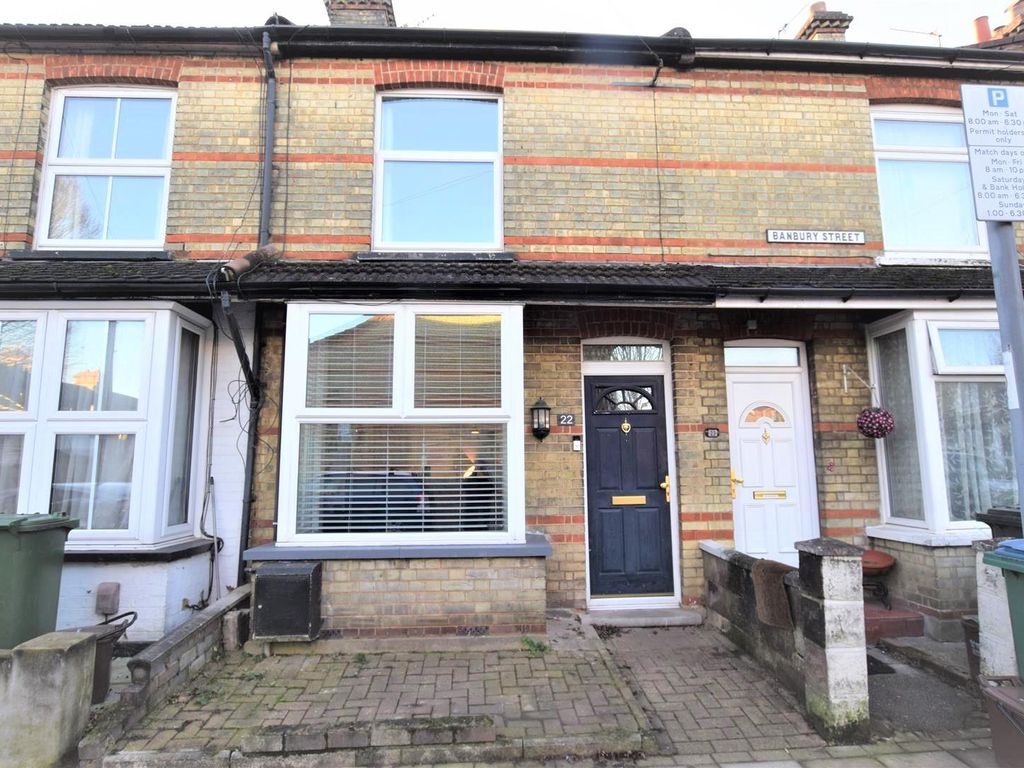 2 bed terraced house to rent in Banbury Street, Watford WD18, £1,850