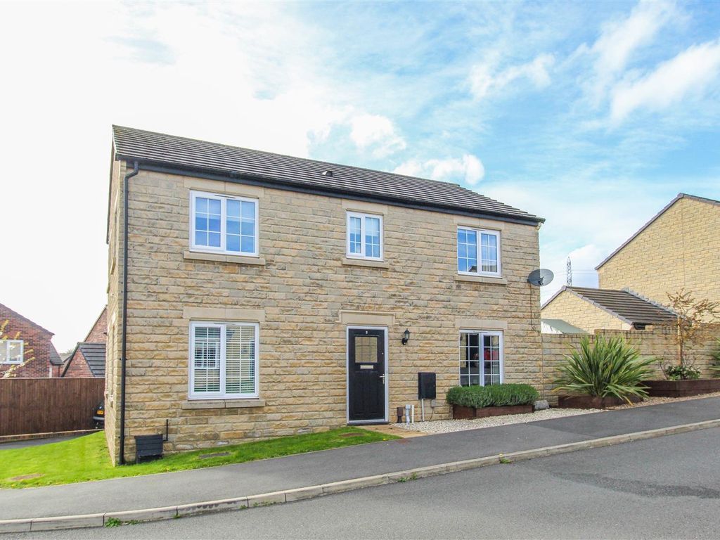 4 bed detached house for sale in Wren Green Way, Wrenthorpe, Wakefield