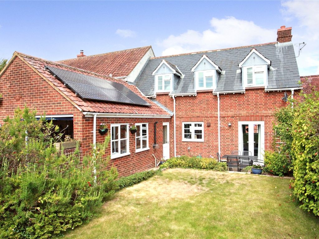 3 bed terraced house for sale in High Street, West Lavington, Devizes