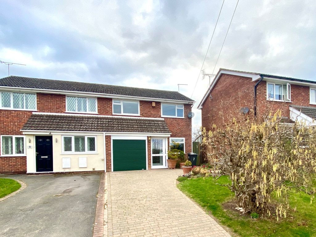 3 bed semidetached house for sale in Beech Tree Close, Willaston