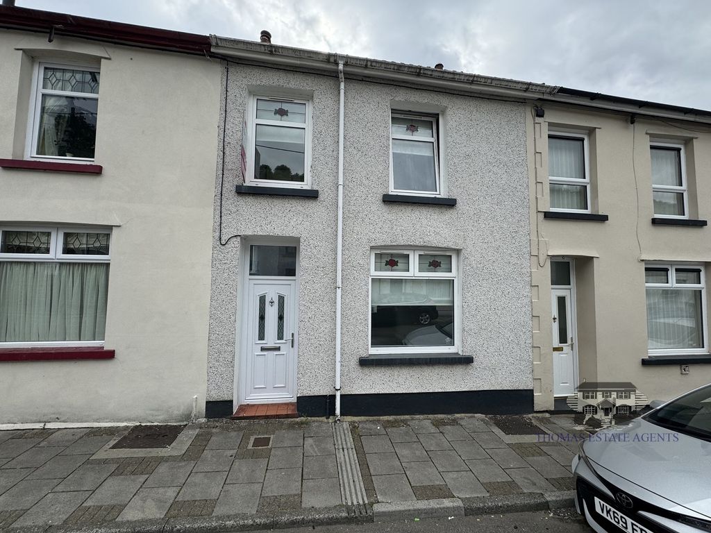 3 bed terraced house to rent in Parry Street, Tylorstown, Ferndale
