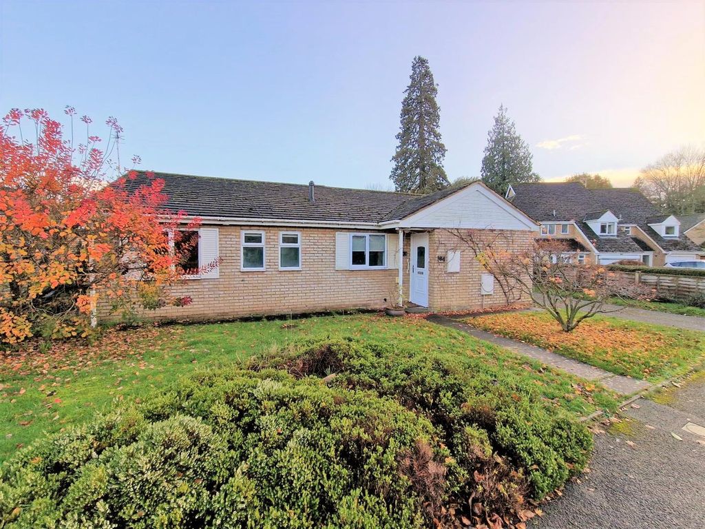 3 bed detached bungalow for sale in Lakeside, Newent GL18 Zoopla