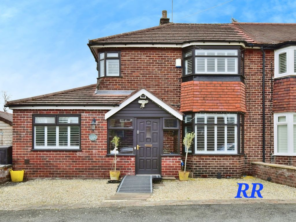 4 bed semidetached house for sale in Gable Avenue, Wilmslow, Cheshire