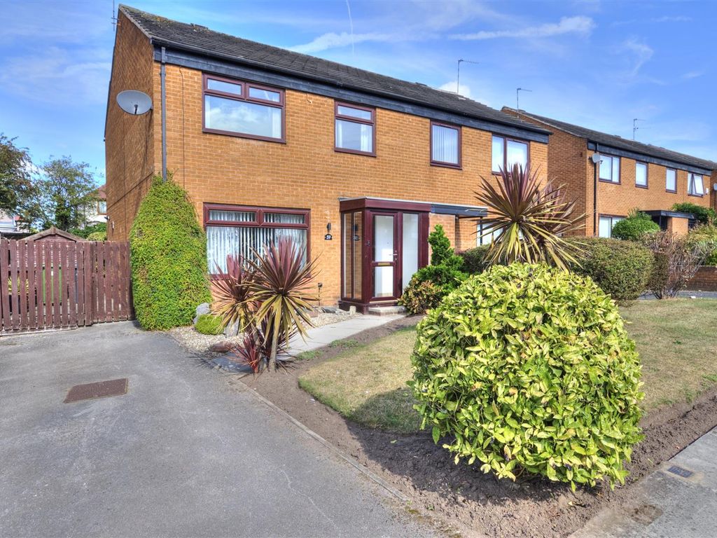 3 bed semidetached house for sale in Sharples Crescent, Crosby