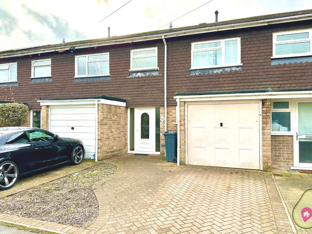 3 bed terraced house for sale in Salford Close, Reading, Berkshire RG2
