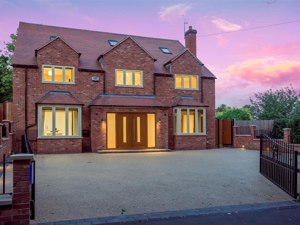 6 bed detached house for sale in Warwick Road, Leek Wootton, Warwick, Warwickshire CV35 Zoopla