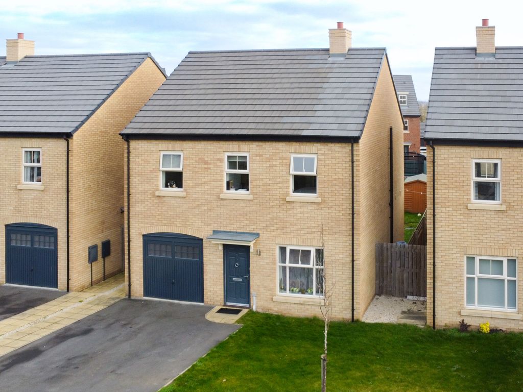 4 bed detached house for sale in Malton Way, AdwickLeStreet