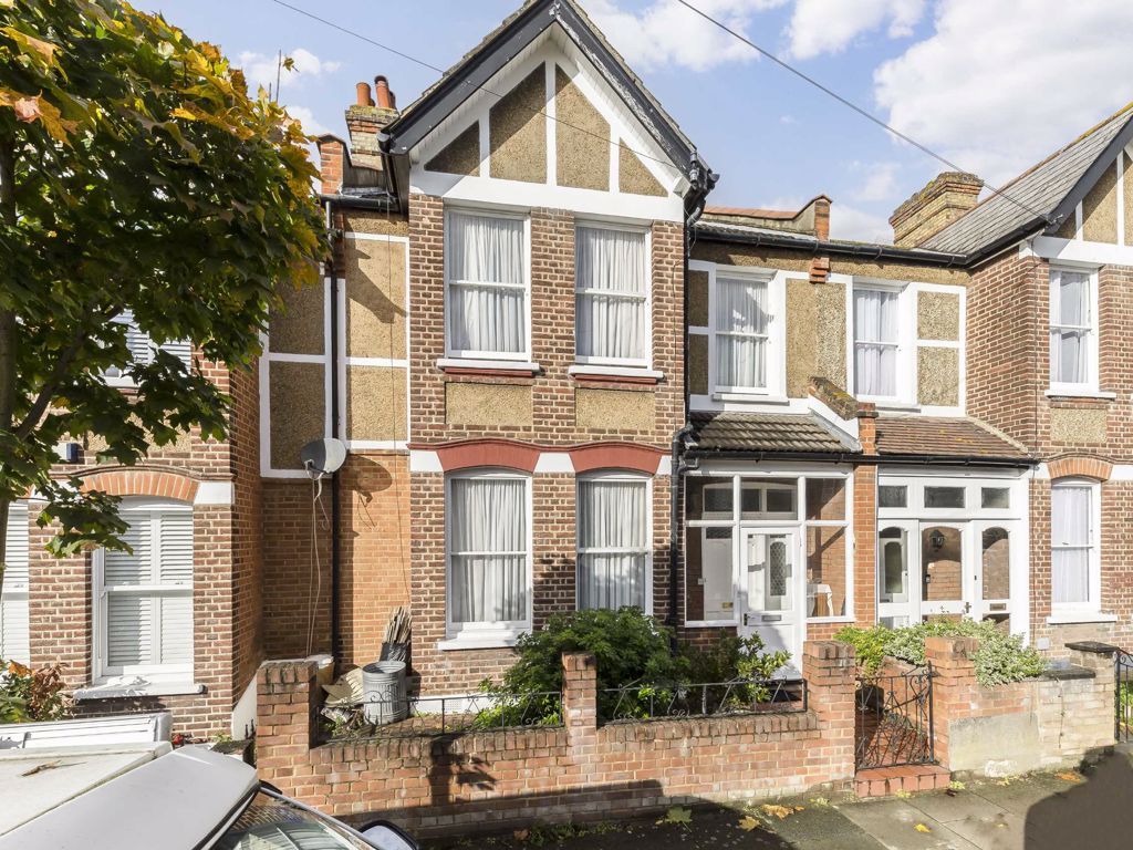 Pendle Road, London SW16  