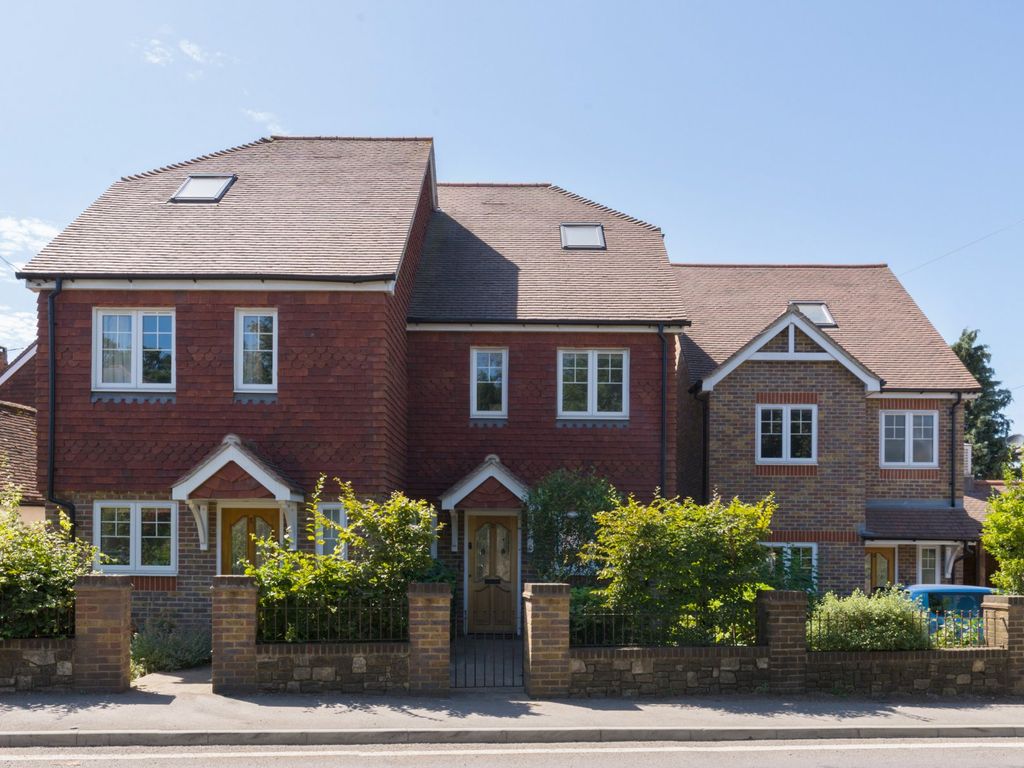 3 bed semidetached house for sale in Witley, Godalming, Surrey GU8, £