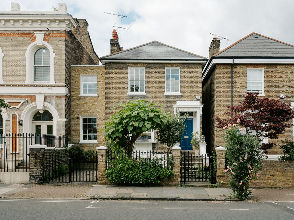 6 bed semidetached house for sale in Clapham Manor Street, London SW4