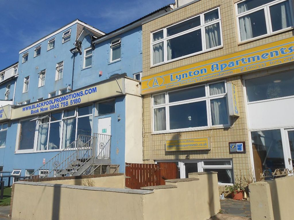1 bed flat for sale in 227, Lynton Apartments, Flat 4, Blackpool