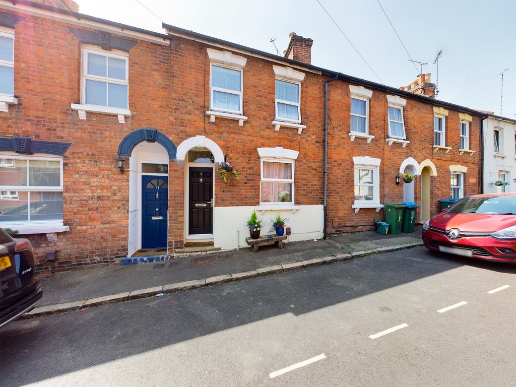 St. Johns Street, Town Centre, Aylesbury HP20  