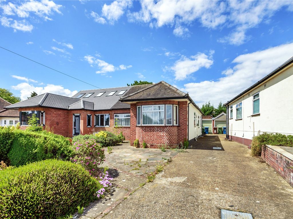 2 bed bungalow for sale in Ashdale Grove, Stanmore, Middlesex HA7 Zoopla