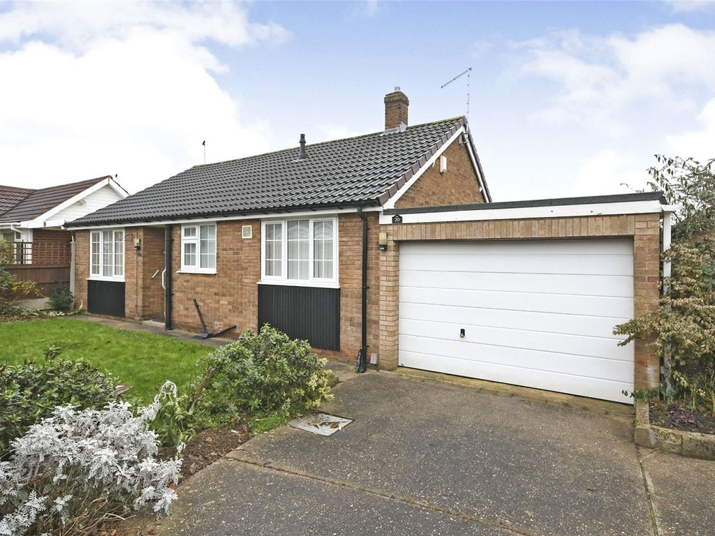 3 bed bungalow for sale in Gordondale Road, Mansfield, Nottinghamshire