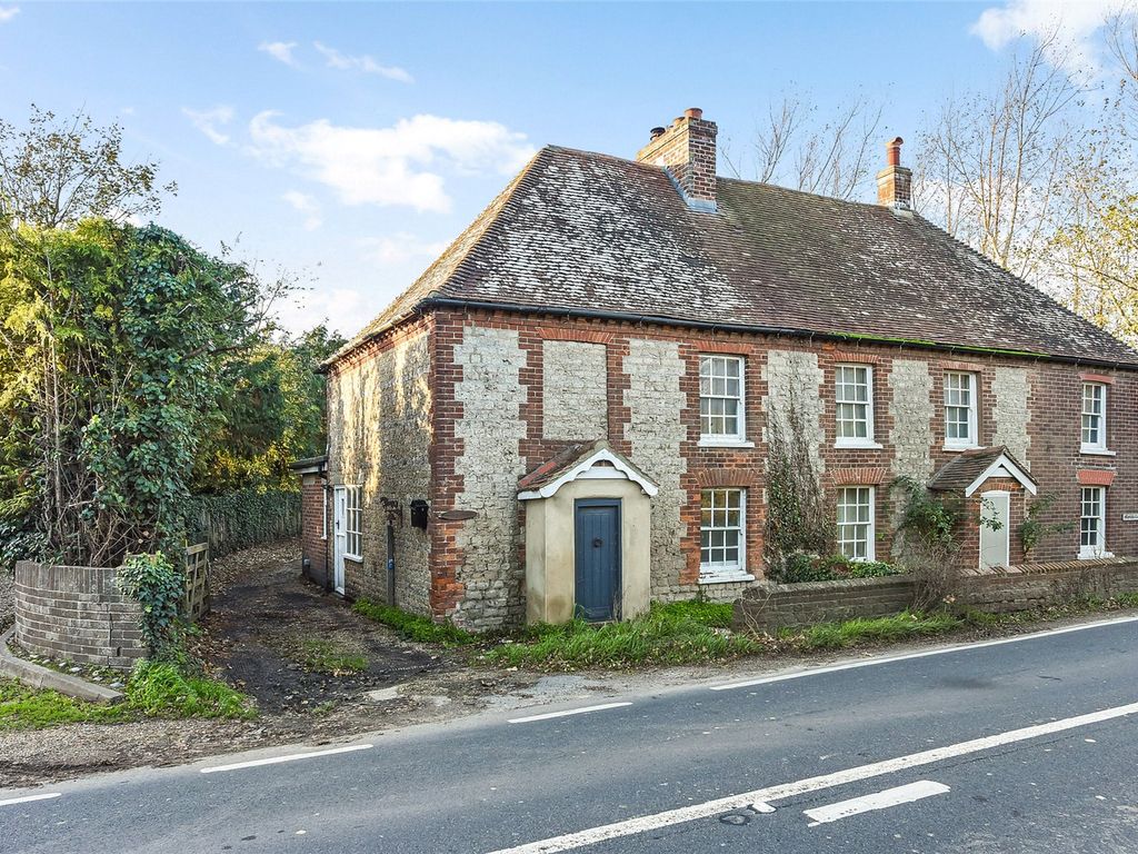 2 bed semidetached house for sale in Chichester Road, Upper Norton