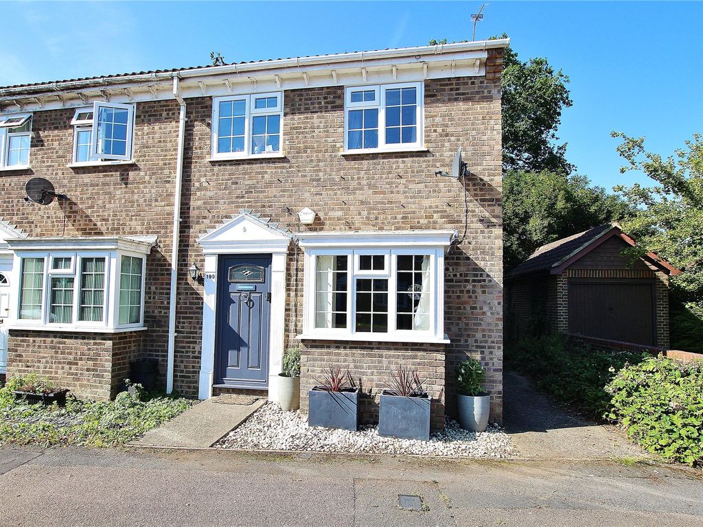 3 bed end terrace house for sale in Bisley, Woking, Surrey GU24, £