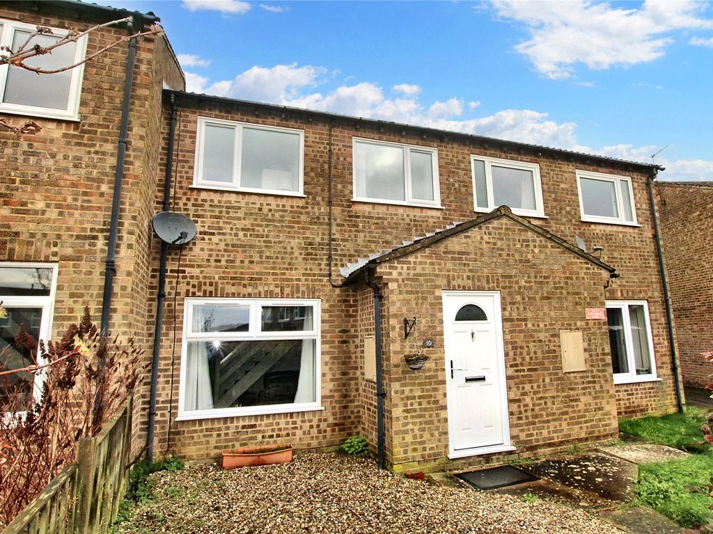 3 bed terraced house for sale in Montabaur Road, Brackley NN13, £