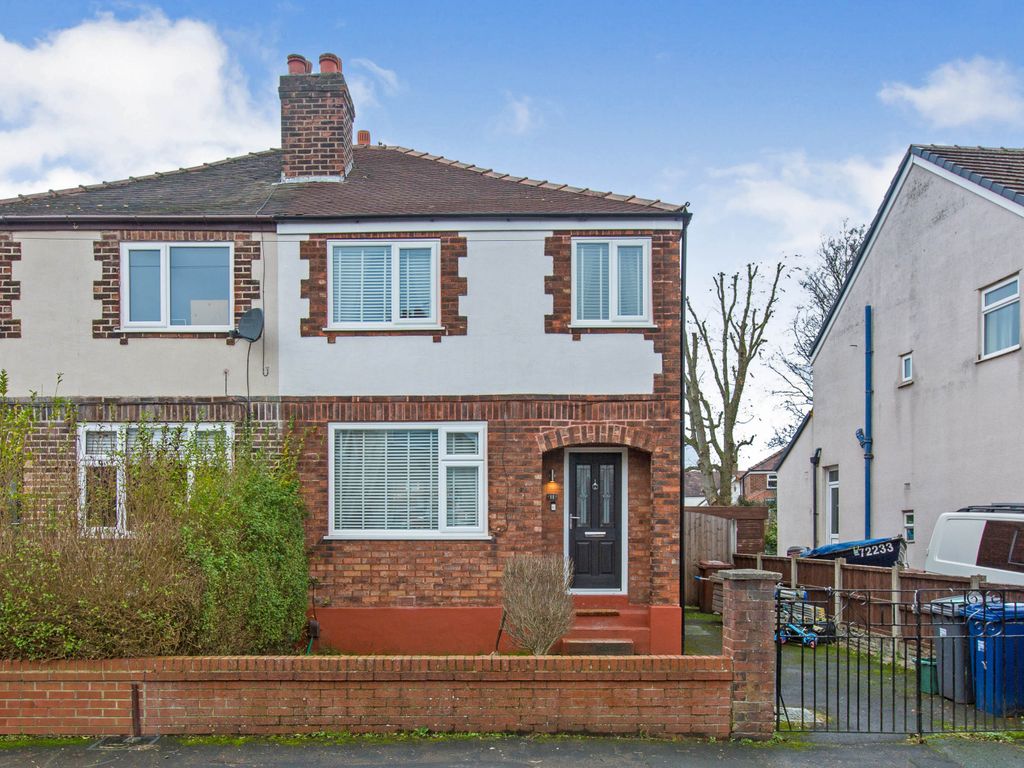 3 bed semidetached house for sale in Fraser Avenue, Penwortham