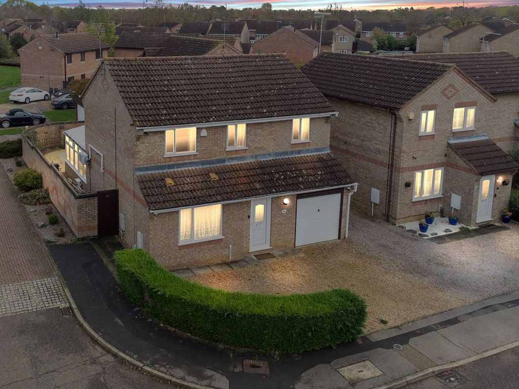 5 bed detached house for sale in Wycliffe Grove, Werrington PE4 Zoopla