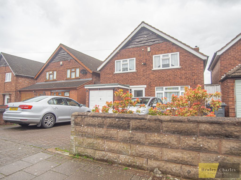 4 bed detached house for sale in Acfold Road, Handsworth Wood