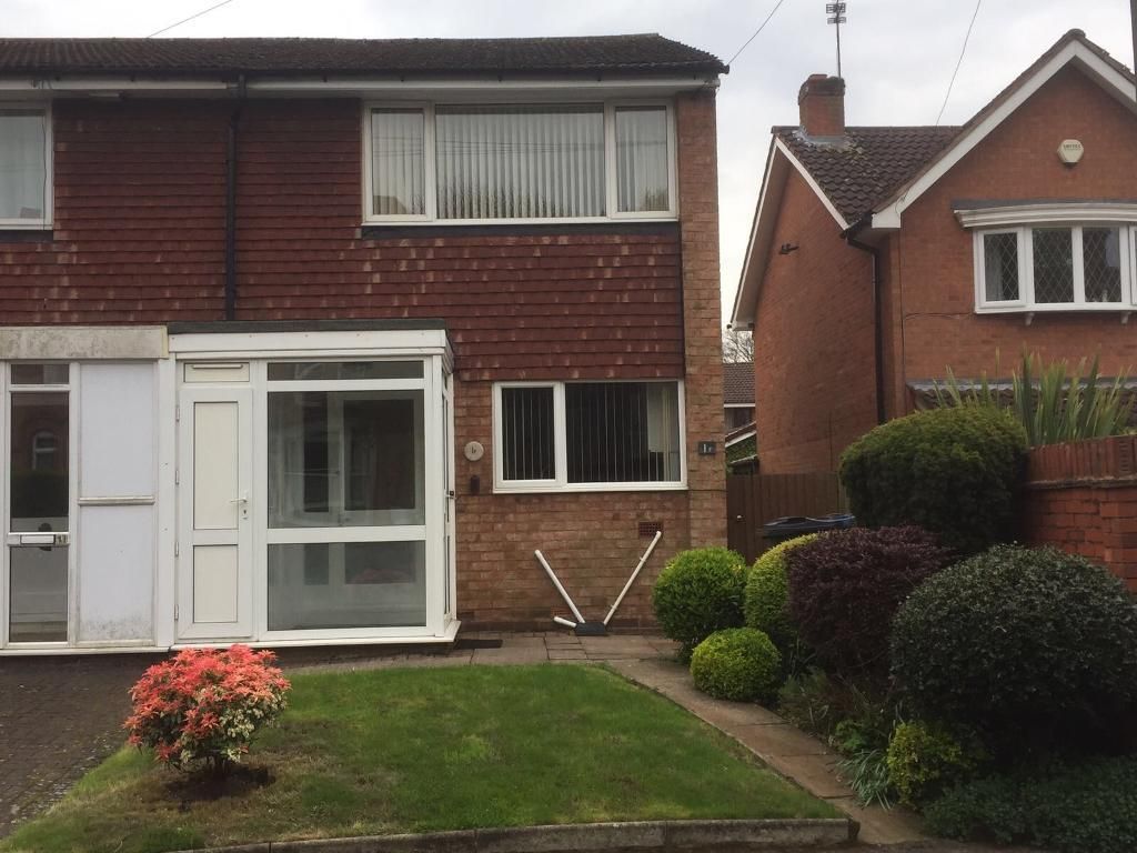 2 bed end terrace house to rent in Victoria Road, Harborne, Birmingham