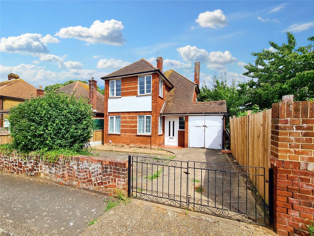 3 bed detached house for sale in St. James Avenue, Broadstairs, Kent