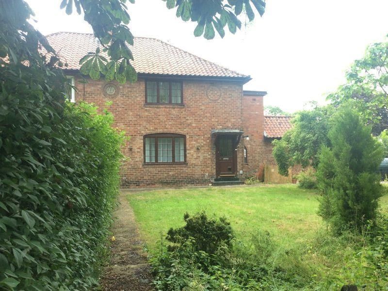 3 bed semidetached house to rent in Southburn, Driffield YO25, £775