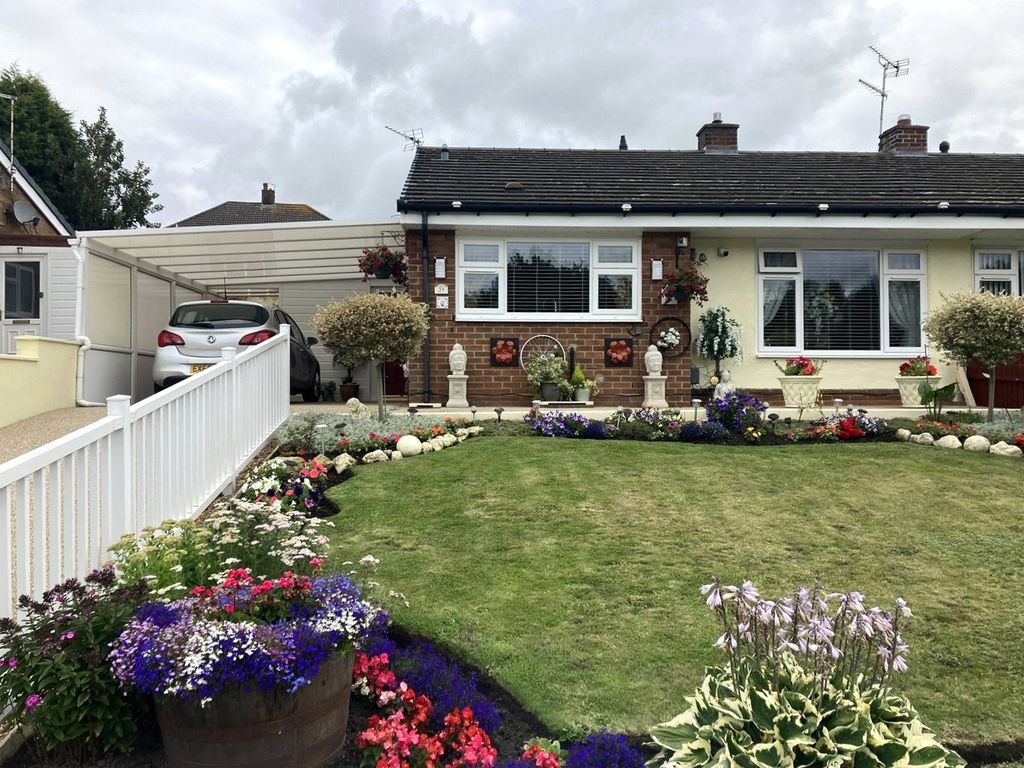 2 bed bungalow for sale in Yates Way, Ketley Bank, Telford, Shropshire