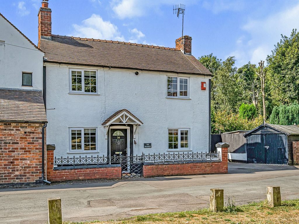 2 bed detached house for sale in Mushroom Green, Dudley DY2 Zoopla