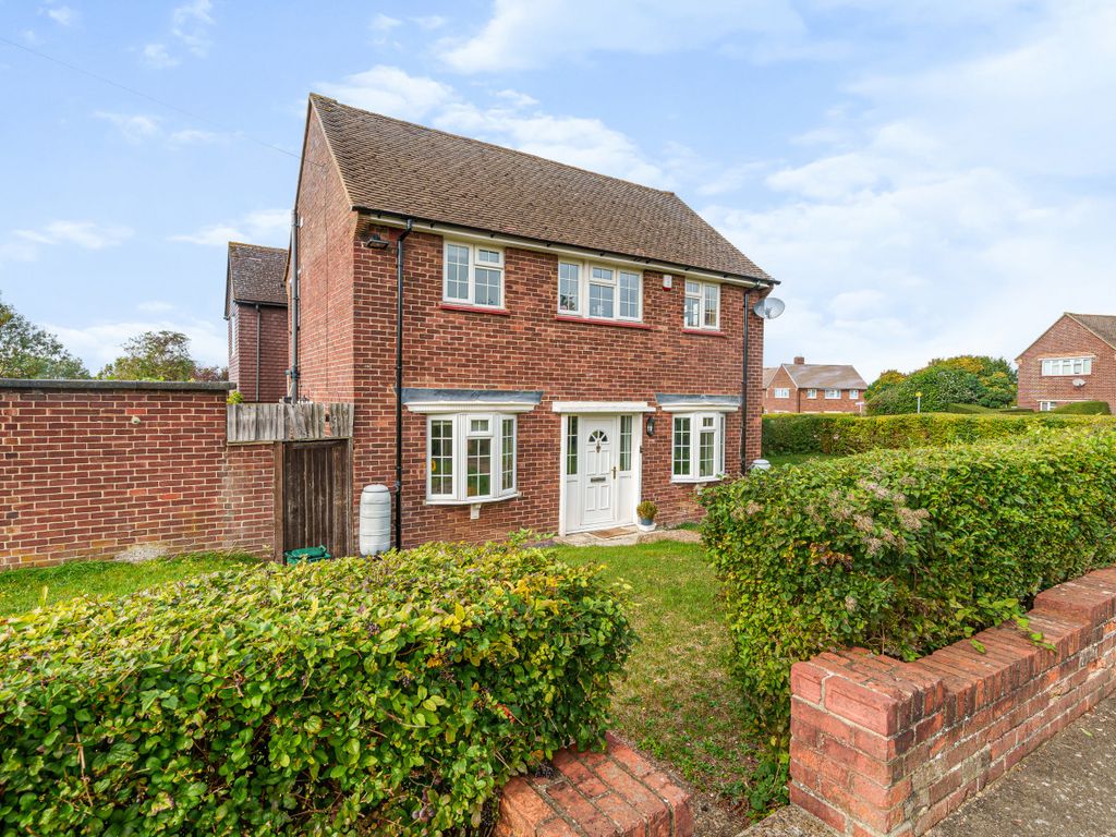 3 bed semidetached house for sale in Stirling Drive, Orpington, Kent