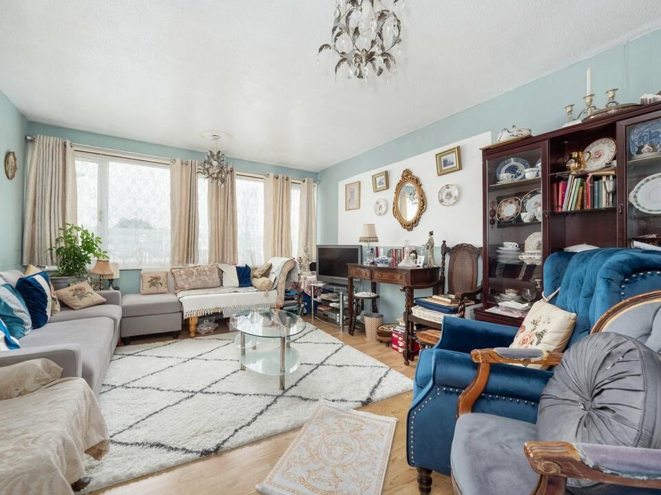 4 bed semidetached house for sale in Saxonbury Close, Mitcham CR4 Zoopla