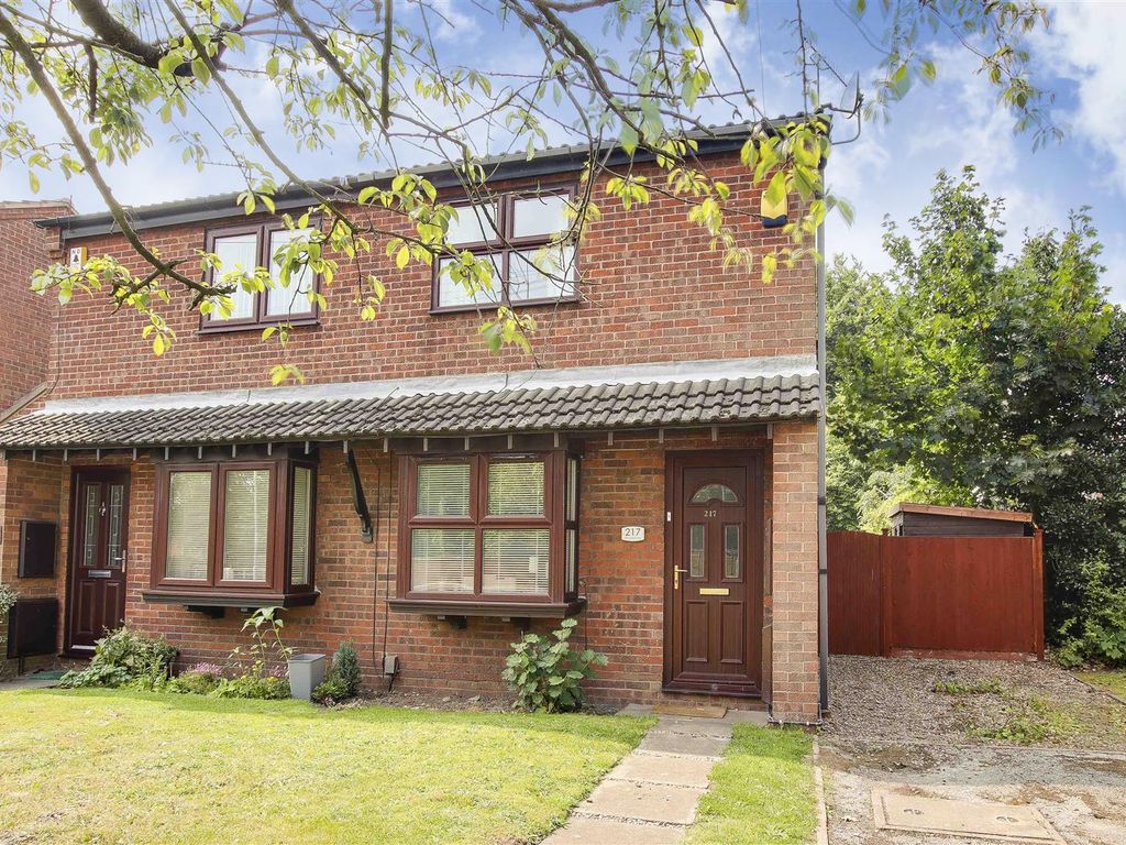 2 bed semidetached house to rent in Edwards Lane, Sherwood