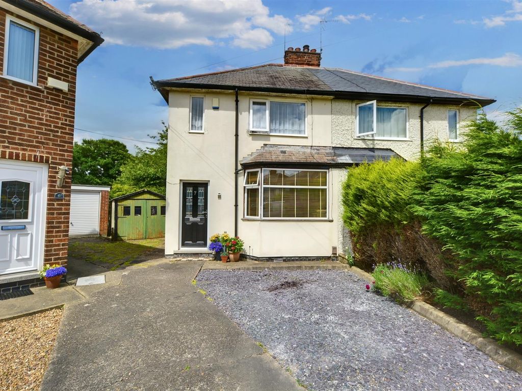 2 bed semidetached house for sale in Trent Crescent, Attenborough