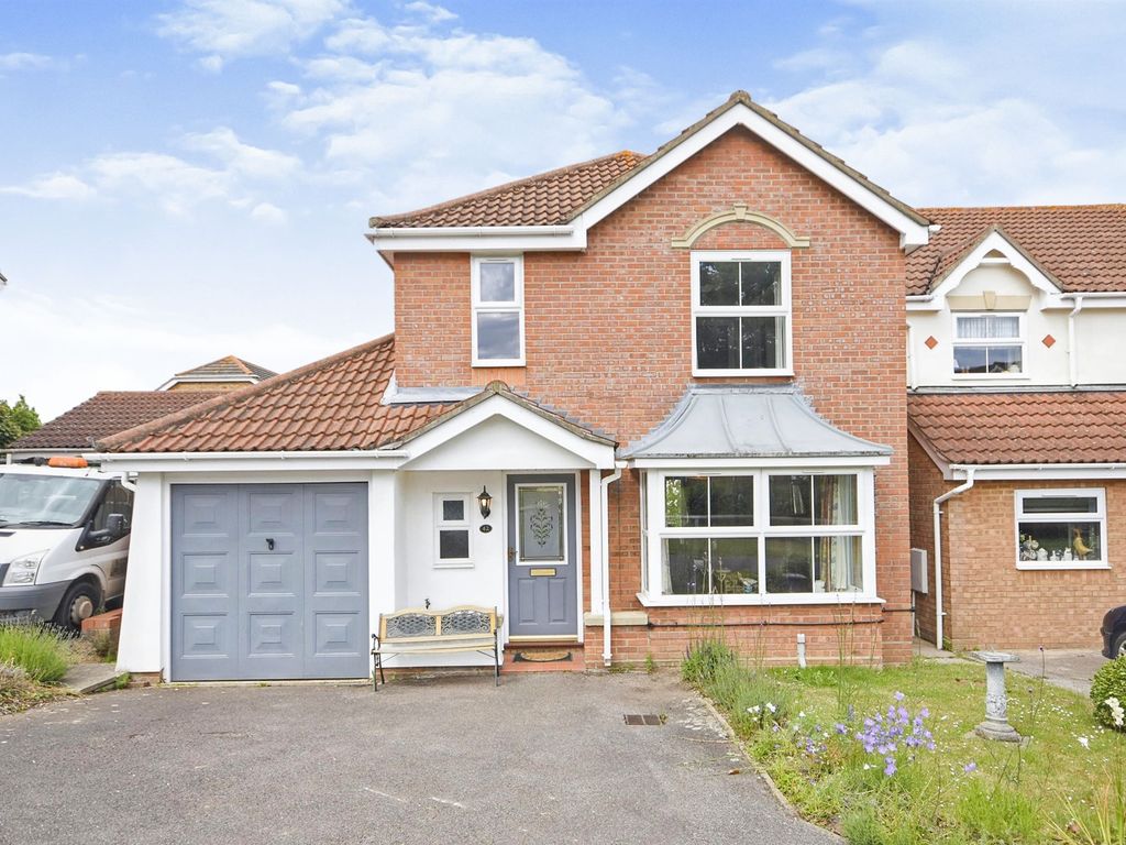 4 bed detached house for sale in Deerleap Way, Braintree CM7 Zoopla