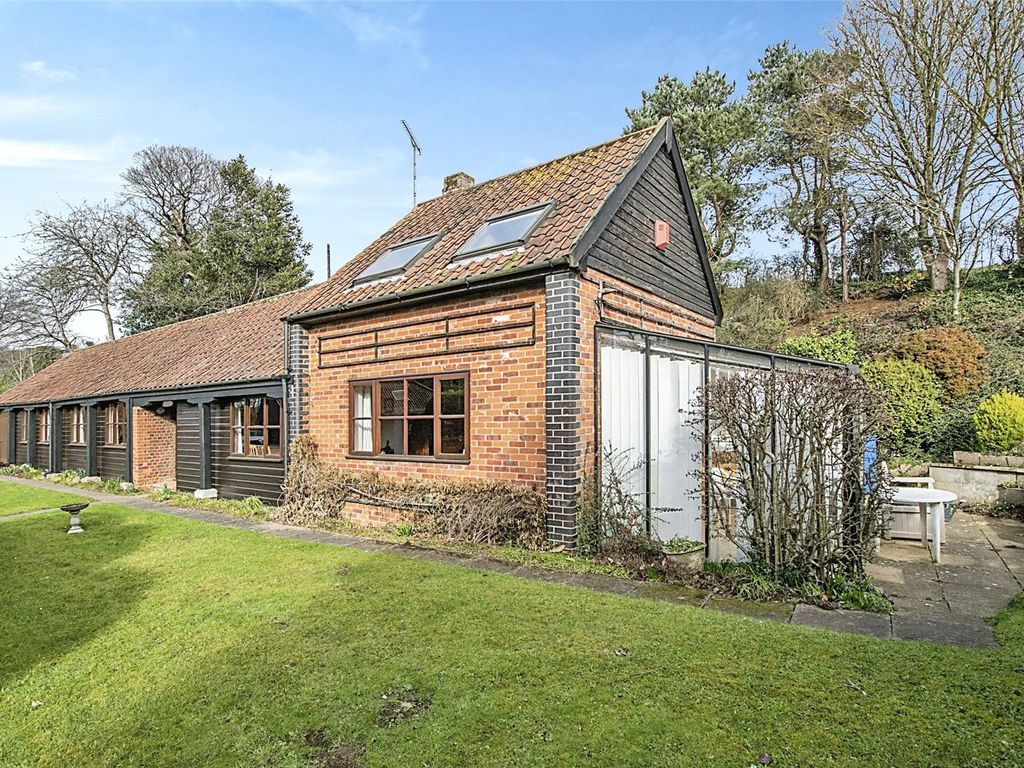 3 bed bungalow for sale in The Street, Belaugh, Norwich NR12 Zoopla