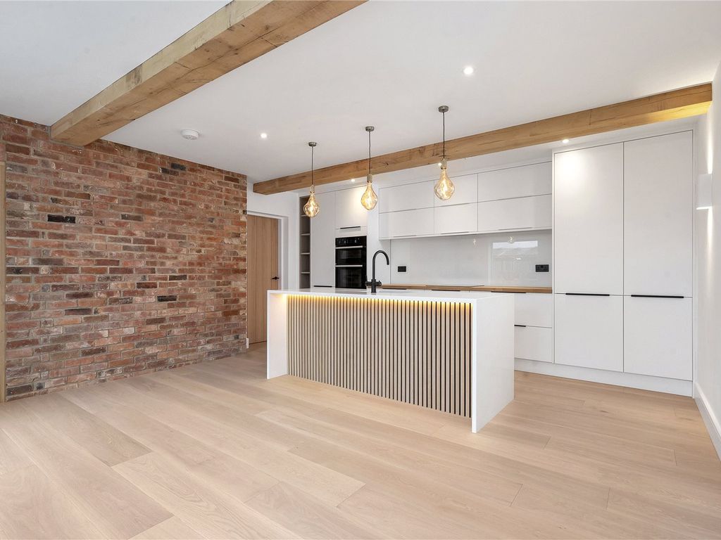 3 bed detached house for sale in The Hawthorns, BartonUnderNeedwood