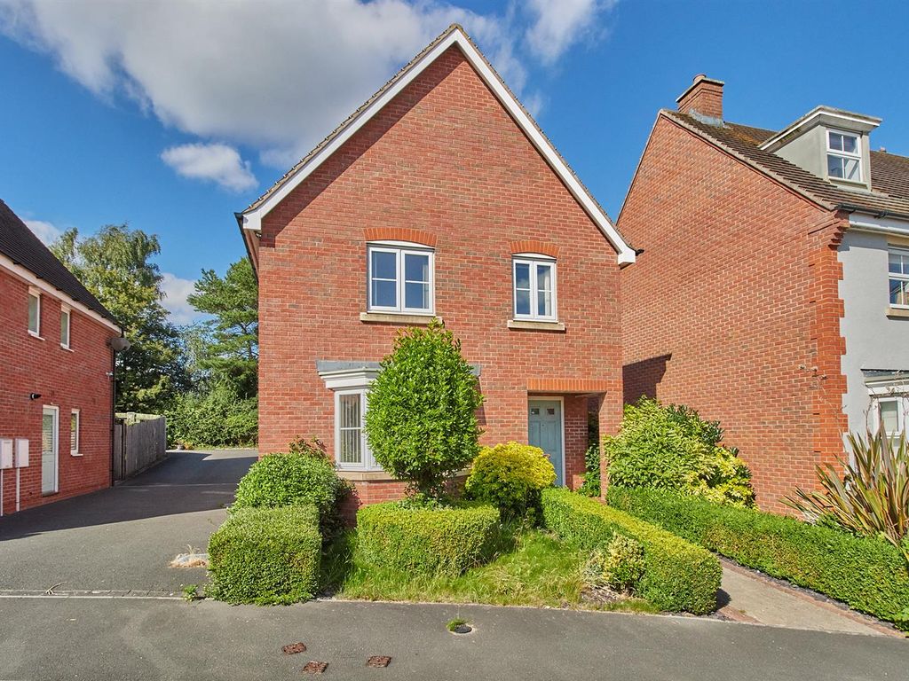 4 bed detached house for sale in Oaklands Way, Earl Shilton, Leicester