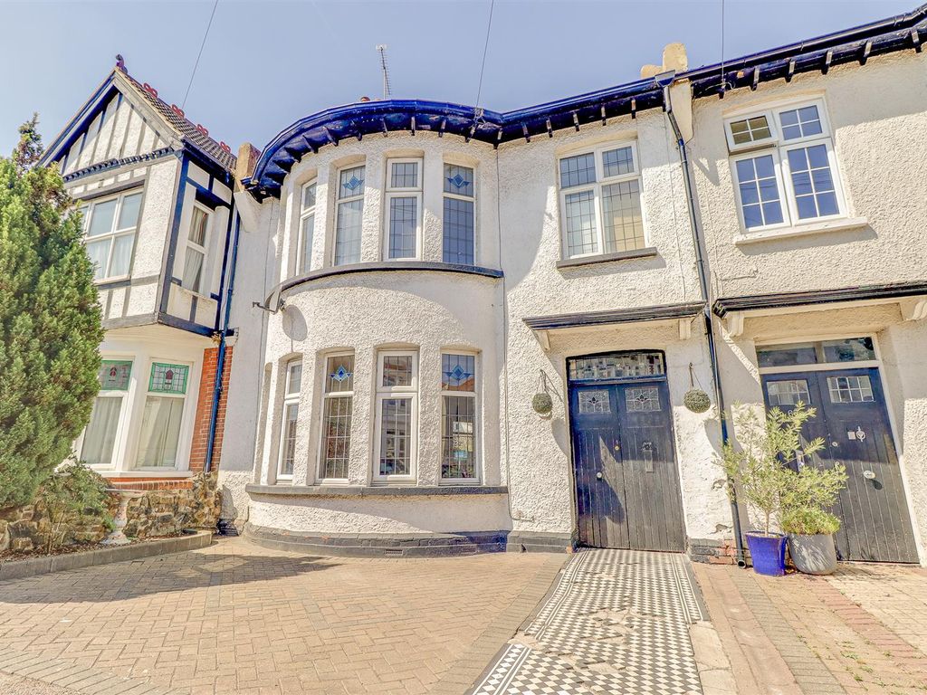 4 bed terraced house for sale in Elderton Road, WestcliffOnSea SS0