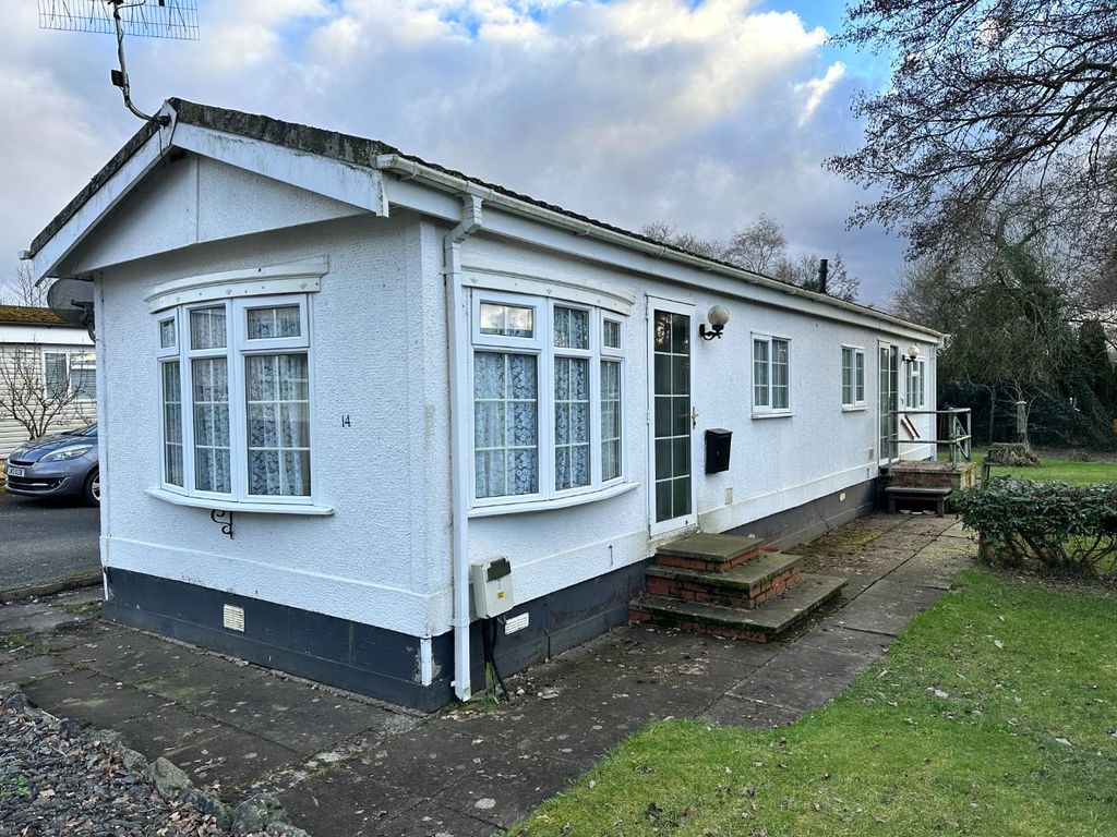 2 bed mobile/park home for sale in Ash Way, Caerwnon Park, Builth Wells