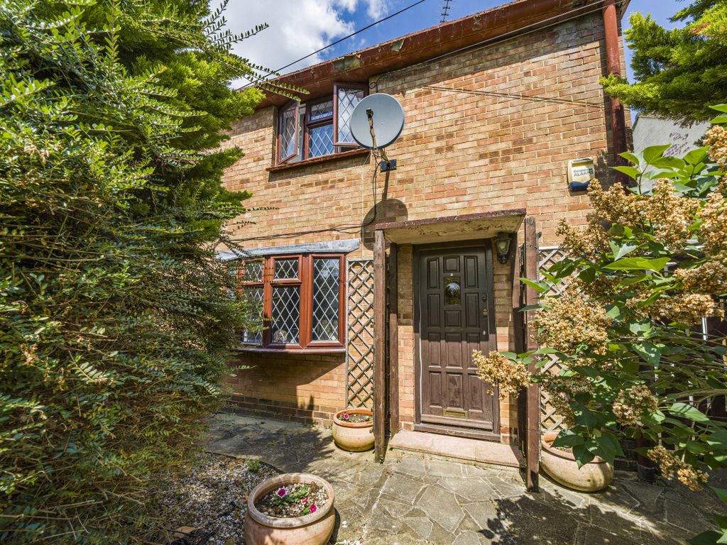 2 bed semidetached house for sale in Copthall Close, Great Hallingbury, Stortford
