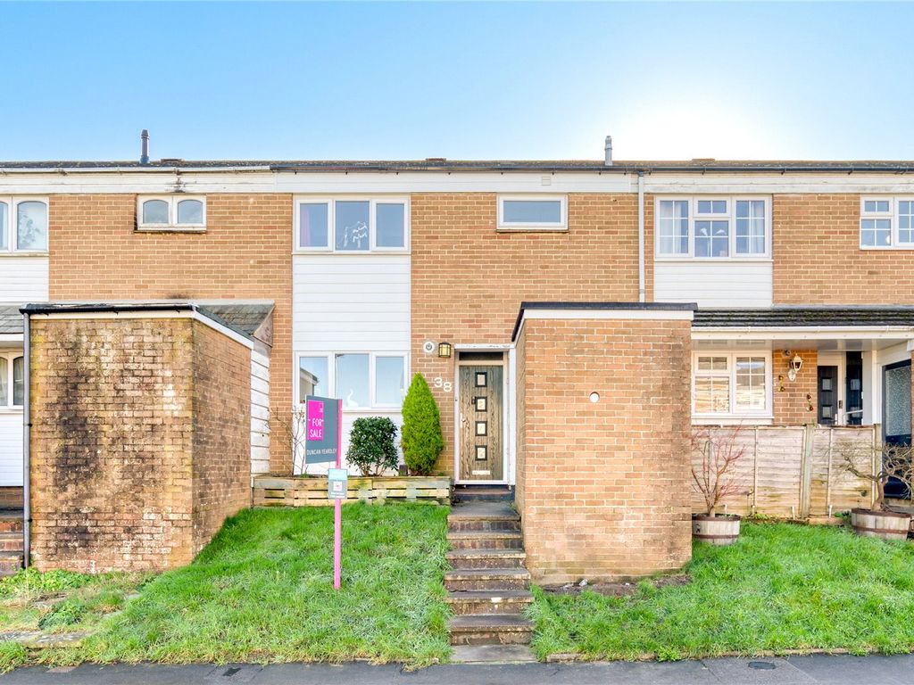 3 bed terraced house for sale in Wildridings Square, Bracknell