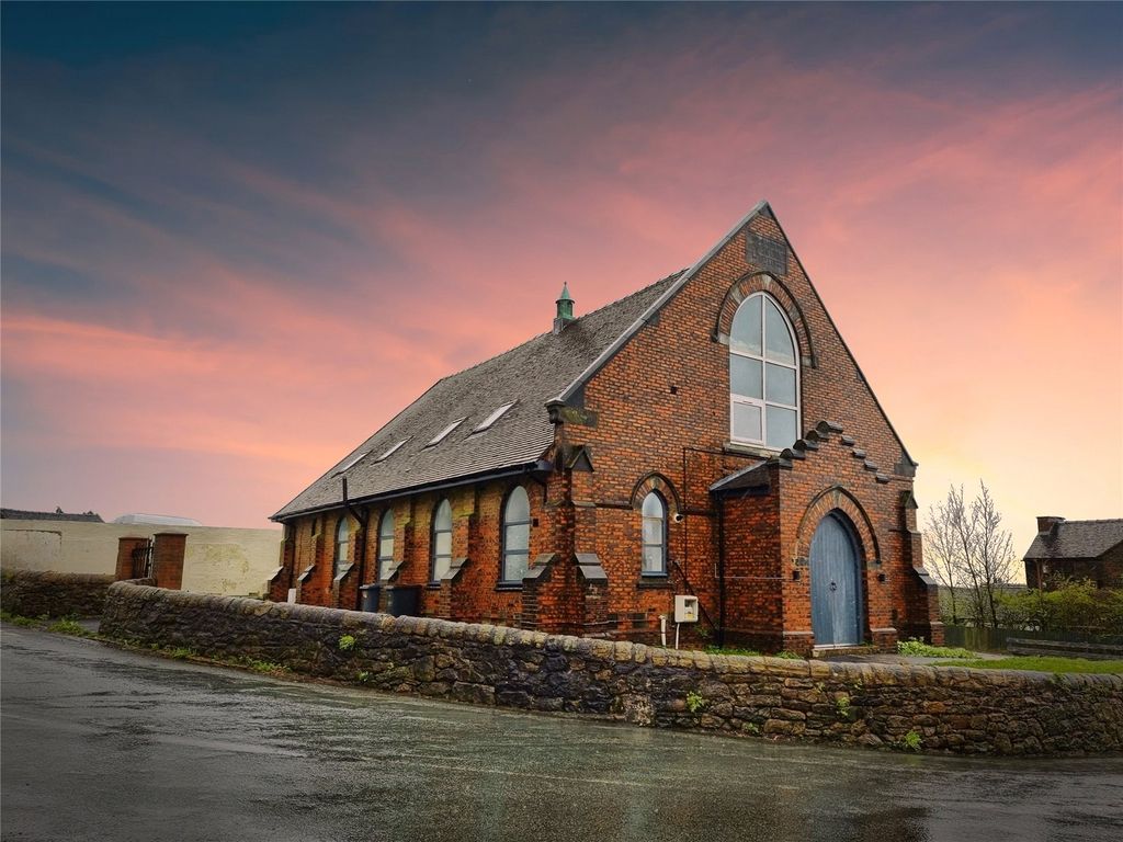 4 bed semidetached house for sale in Chapel Lane, Harriseahead, Stoke