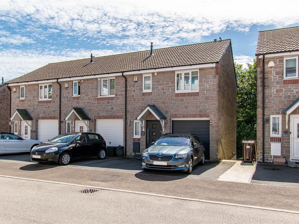 3 bed town house for sale in Springfield Road, Liskeard PL14, £249,950 Zoopla