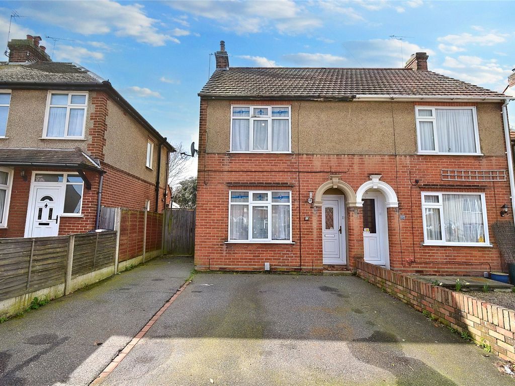 2 bed semidetached house for sale in Canwick Grove, Colchester, Essex