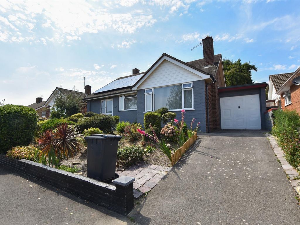 3 bed detached bungalow for sale in Ashford Road, Hastings TN34 Zoopla