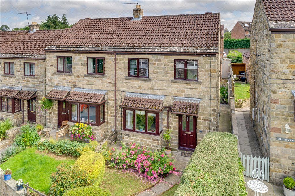 3 bed semidetached house for sale in Chapel Garth, Markington