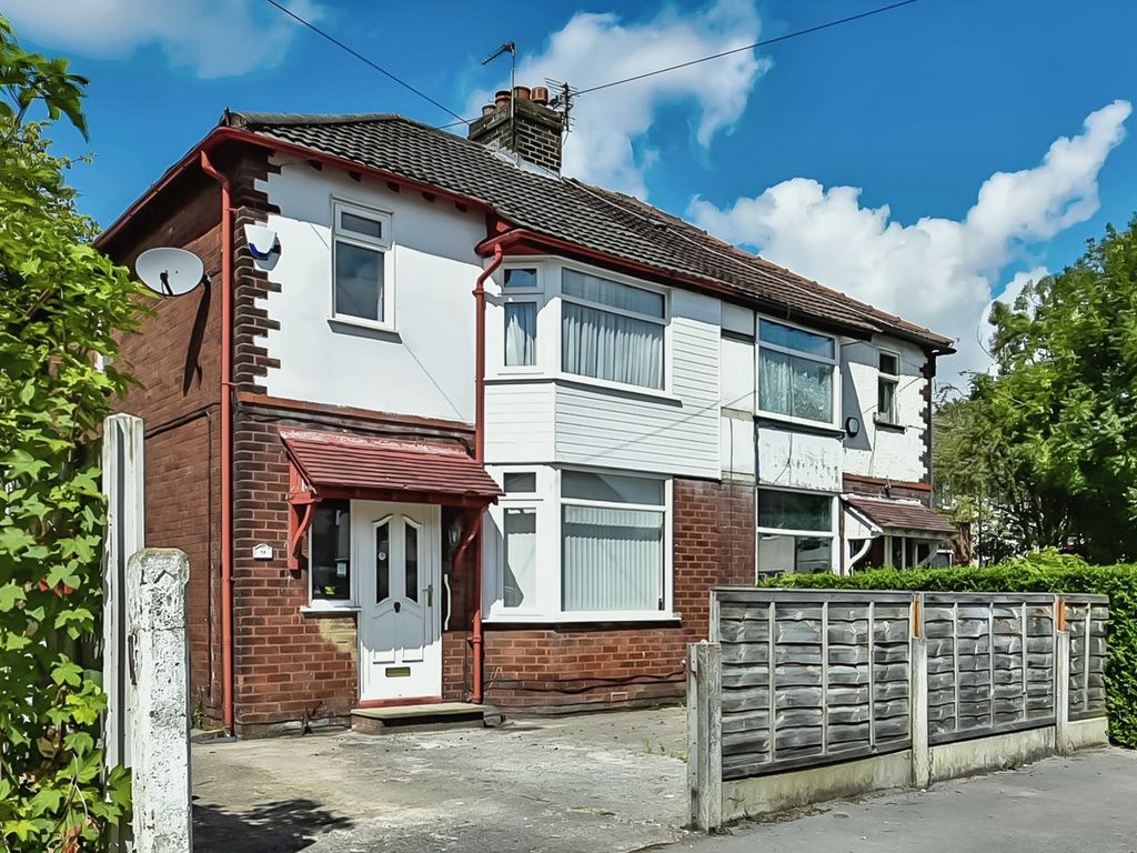 3 bed semidetached house for sale in Gowerdale Road, Stockport SK5