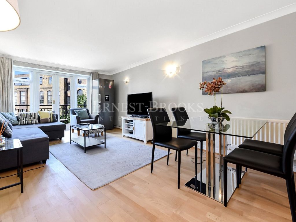 16 Percy Circus, Kings Cross WC1X  