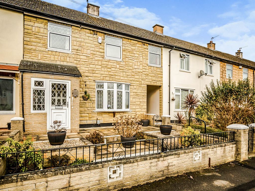 3 bed terraced house for sale in Sherwood Avenue, Bradley, Huddersfield
